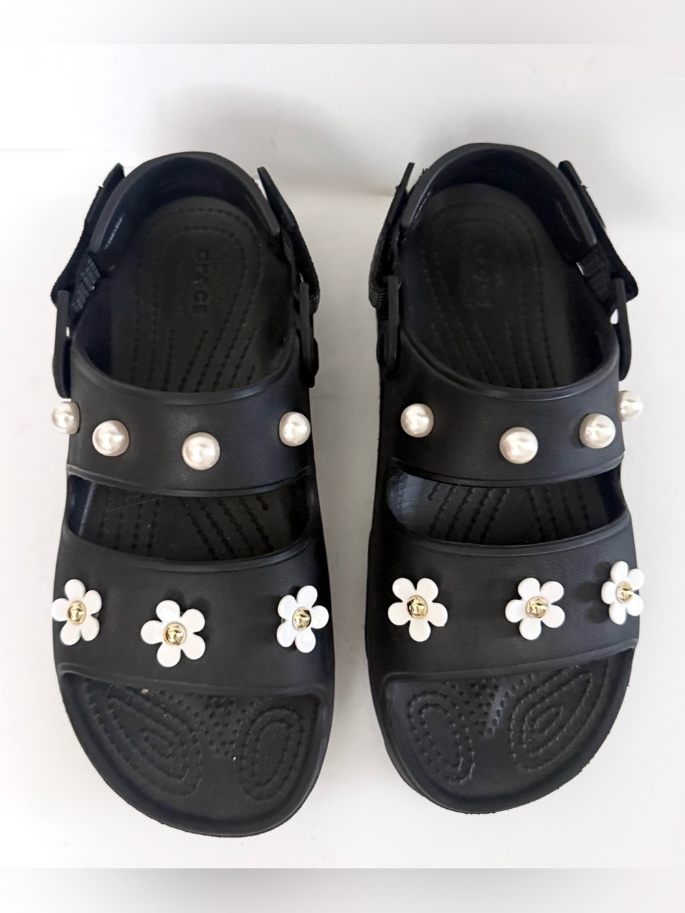 Crocs Chunky Sandals Platform Black Flower Daisy Pearl Size 9W